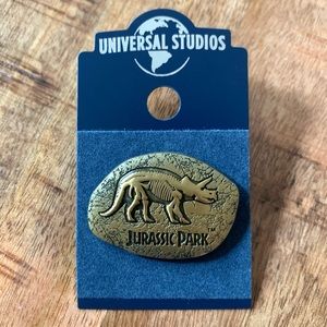 Jurassic Park Triceratops Fossil Pin 🦖🦕